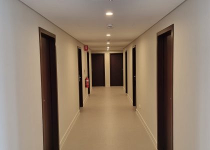 internal_hallway_night IGLU